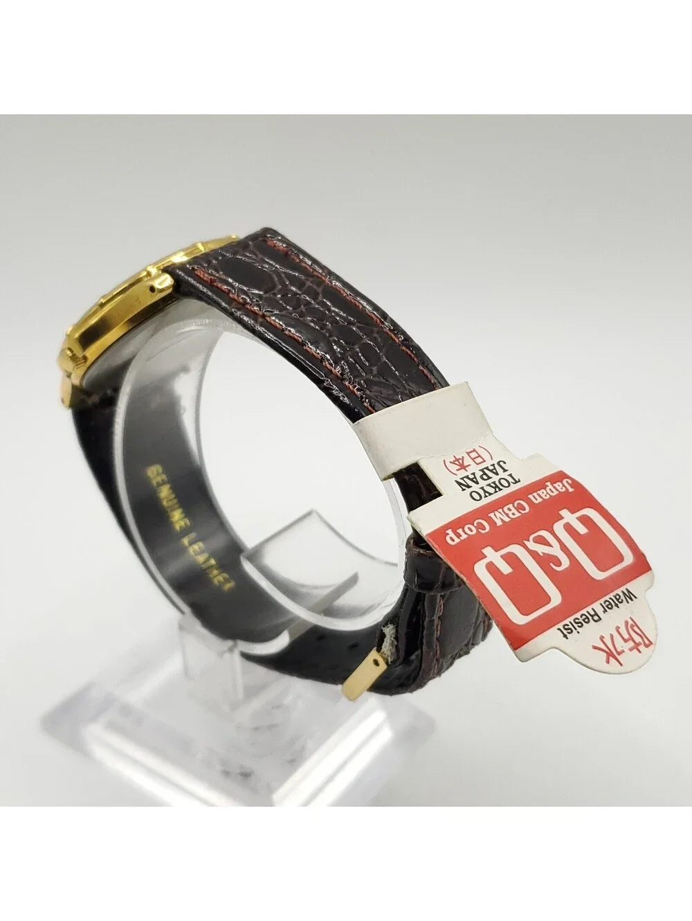 Q&Q Watch Women With Tag New Battery 30mm Gold Tone